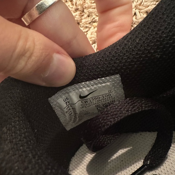 Nike Dunks Panda - Picture 9 of 9